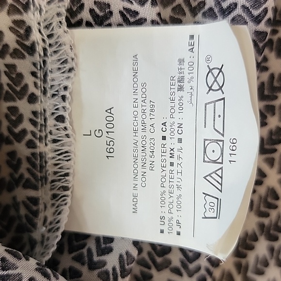 Old Navy, Size L Black White Patterned Sheer Tank, Excellent Used Condition - Picture 11 of 11